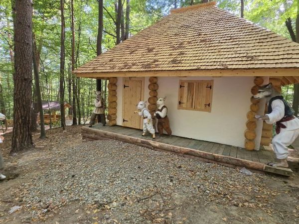 Primarul Florinel Constantinescu anunță că proiectul Pădurea-Parc din Călimănești este aproape de finalizare